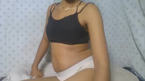 angeltta69 online show from October 27, 2025, 5:17 pm