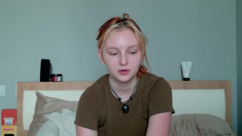 Snapshot of angelwise chatting on July 27, 2026, 3:24 am angelwise online show from July 27, 2026, 3:24 am