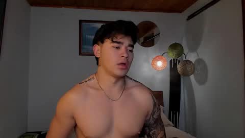 Snapshot of angelx_fox chatting on January 29, 2025, 8:51 am Angel Fox online show from January 29, 2025, 8:51 am