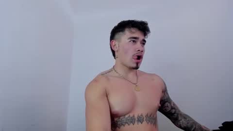 Snapshot of angelx_fox chatting on September 15, 2025, 7:47 pm Angel Fox online show from September 15, 2025, 7:47 pm