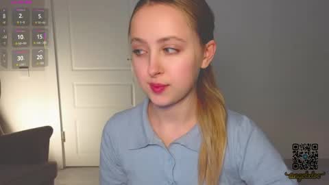  Im Chloe  i do FLASH BOOBS for new fan club online show from May 7, 2026, 1:33 am