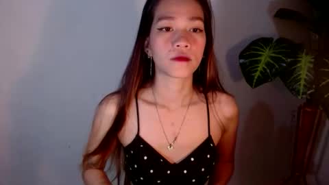 angelyn_slim online show from January 10, 2026, 12:18 pm