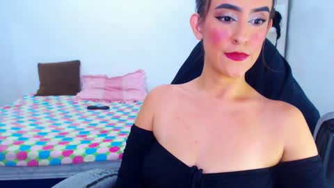 IG angie dreamgirl01 online show from May 28, 2026, 2:31 am