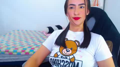 IG angie dreamgirl01 online show from July 28, 2026, 10:42 pm