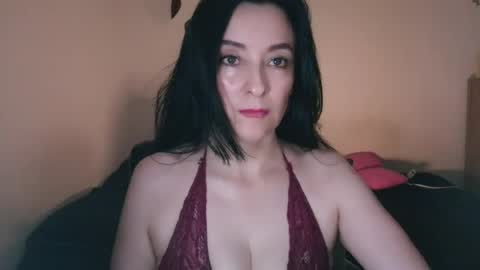 Snapshot of angiesquirt chatting on July 31, 2026, 2:22 am VALENTINA online show from July 31, 2026, 2:22 am