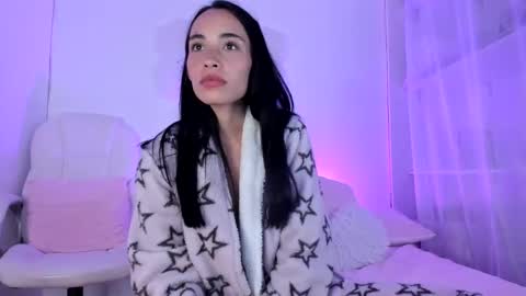 Snapshot of angiiebylpz chatting on December 6, 2024, 3:41 am violeth lopez online show from December 6, 2024, 3:41 am