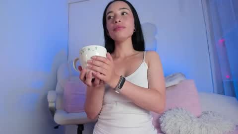 Snapshot of angiiebylpz chatting on March 9, 2025, 4:16 am violeth lopez online show from March 9, 2025, 4:16 am