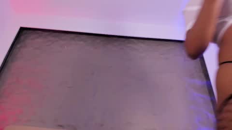 Snapshot of angy_avila chatting on October 9, 2025, 11:52 am angy_avila online show from October 9, 2025, 11:52 am