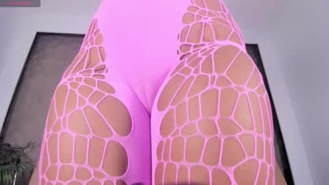 Snapshot of angy_avila chatting on October 25, 2025, 11:29 am angy_avila online show from October 25, 2025, 11:29 am