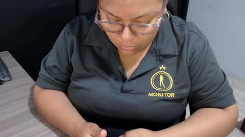 angy online show from October 30, 2025, 12:01 am