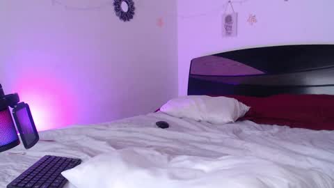 ana sofia   online show from February 12, 2025, 5:26 pm