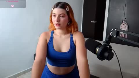 Snapshot of ania_mml chatting on March 12, 2026, 6:14 pm Ania online show from March 12, 2026, 6:14 pm