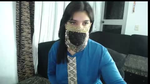 Anissa online show from December 4, 2025, 5:50 am