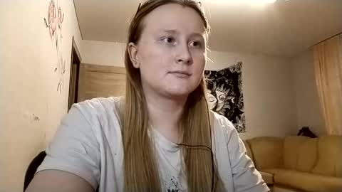 Anika online show from October 10, 2025, 12:42 am