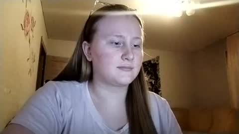 Snapshot of anika_lipps chatting on July 17, 2026, 9:08 pm Anika online show from July 17, 2026, 9:08 pm