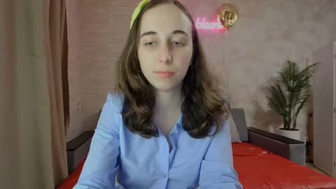 anikabloom online show from March 3, 2025, 8:11 pm