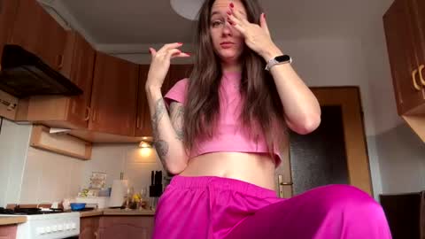 Alice online show from January 1, 2025, 10:00 am