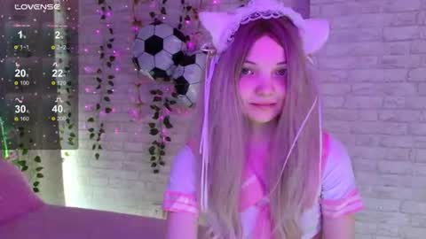 Snapshot of animealica chatting on July 9, 2026, 3:32 am Alica online show from July 9, 2026, 3:32 am