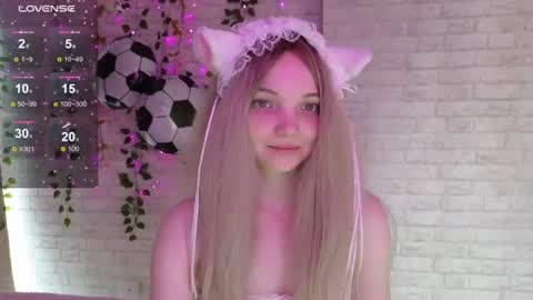 Snapshot of animealica chatting on July 24, 2026, 3:37 am Alica online show from July 24, 2026, 3:37 am
