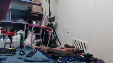 Snapshot of animergamergirl chatting on October 25, 2025, 2:52 am Twitter at animegamergrl. No vids for sale on Chaturbate. online show from October 25, 2025, 2:52 am