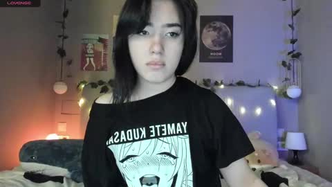 Snapshot of anisa_sweet chatting on December 3, 2024, 5:12 pm Anisa Moan from LovenseWet from Tip MenuOpen for Private online show from December 3, 2024, 5:12 pm