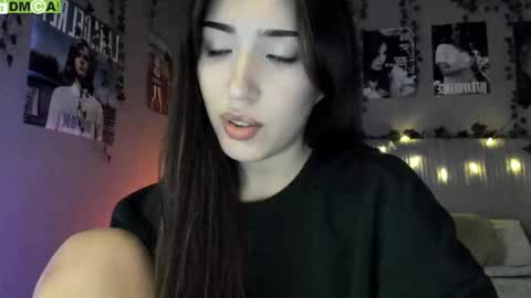 Snapshot of anisa_sweet chatting on October 15, 2025, 4:01 am Anisa Moan from LovenseWet from Tip MenuOpen for Private online show from October 15, 2025, 4:01 am