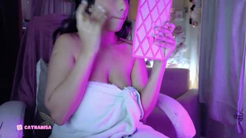 Anisahade online show from November 16, 2025, 4:34 pm