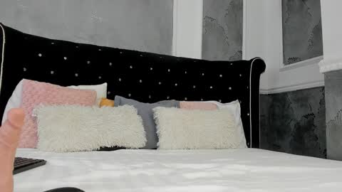 Snapshot of anissia_teaser chatting on January 28, 2025, 11:17 am anissia teaser online show from January 28, 2025, 11:17 am