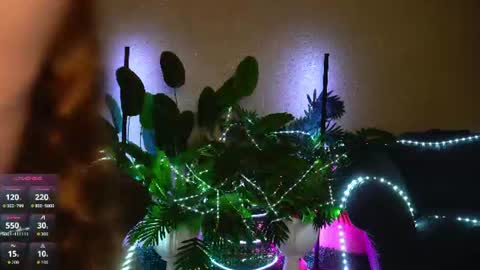 Snapshot of anita_von chatting on July 7, 2026, 6:47 am anita_von online show from July 7, 2026, 6:47 am