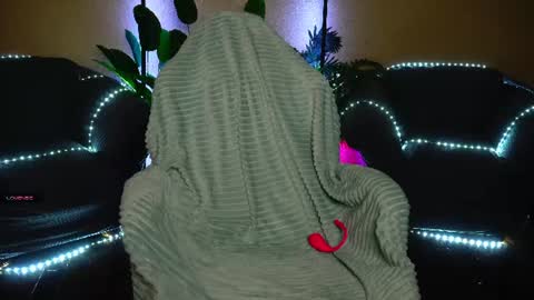 Snapshot of anita_von chatting on July 11, 2026, 6:38 am anita_von online show from July 11, 2026, 6:38 am