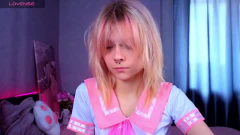 Snapshot of anitasweetness chatting on May 17, 2026, 9:06 am anitasweetness online show from May 17, 2026, 9:06 am