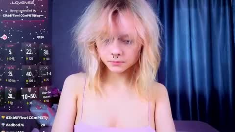 Snapshot of anitasweetness chatting on May 23, 2026, 3:38 pm anitasweetness online show from May 23, 2026, 3:38 pm