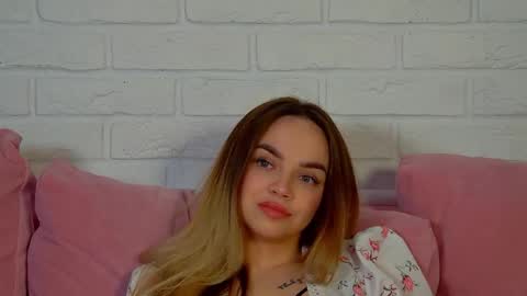 AnitaVenture online show from May 7, 2026, 4:18 am