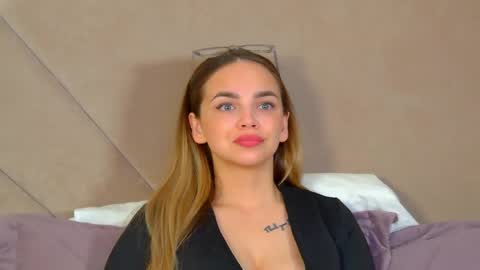 AnitaVenture online show from June 10, 2026, 4:34 am