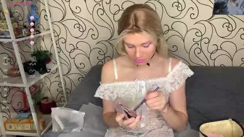 anjalin_sososok online show from February 25, 2026, 4:55 am