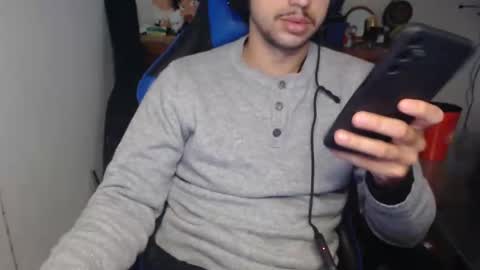 anjonoturno01 online show from November 21, 2025, 9:19 am