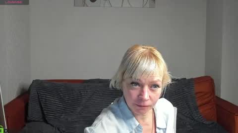 ann_annise online show from May 11, 2026, 4:04 pm