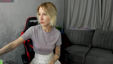 Snapshot of ann_garcia chatting on March 1, 2026, 1:07 am ann online show from March 1, 2026, 1:07 am