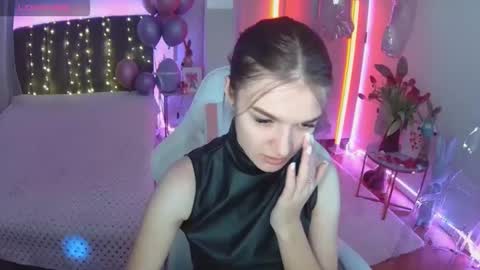 ann_woood online show from March 13, 2026, 7:26 am