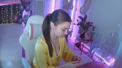 ann_woood online show from March 14, 2026, 6:52 am