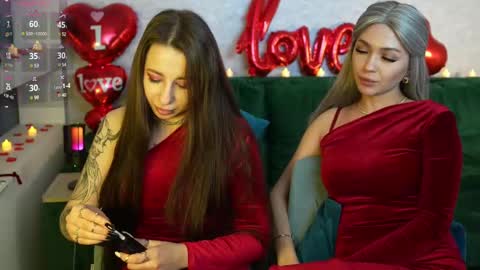 anna13121312 online show from February 15, 2025, 1:42 am