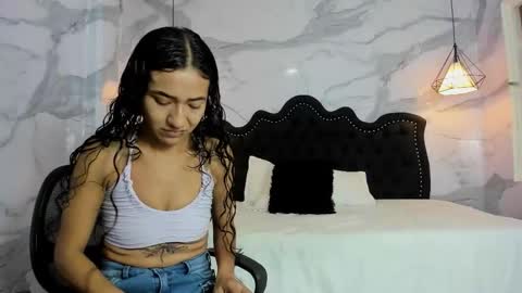 Snapshot of anna2809 chatting on December 3, 2025, 11:41 am Ana online show from December 3, 2025, 11:41 am