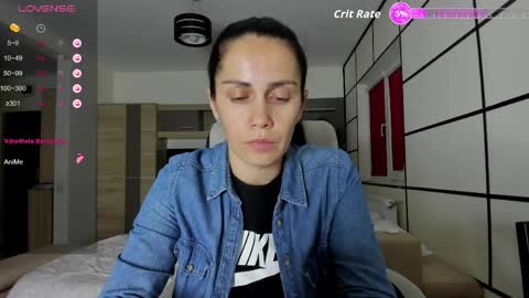 Snapshot of anna___25 chatting on May 14, 2026, 6:26 pm Anna online show from May 14, 2026, 6:26 pm