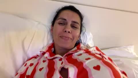 Snapshot of anna___25 chatting on May 28, 2026, 7:44 pm Anna online show from May 28, 2026, 7:44 pm