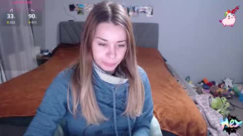 Anadirectgirl online show from October 18, 2025, 10:05 am