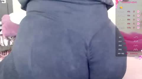 Snapshot of anna_asss chatting on July 8, 2026, 12:42 pm anna_asss online show from July 8, 2026, 12:42 pm