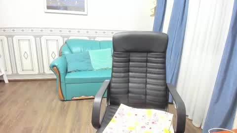 Snapshot of anna_ditrih chatting on March 12, 2025, 3:51 pm Anna Ditrih online show from March 12, 2025, 3:51 pm