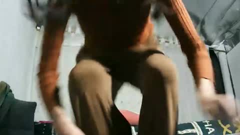 anna_ellen22 online show from December 4, 2025, 2:48 pm