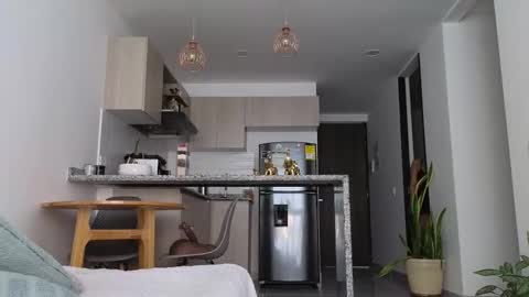 Anna online show from March 6, 2026, 6:04 pm