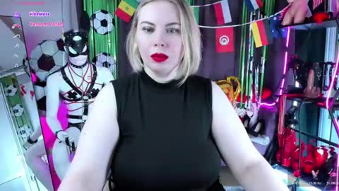Snapshot of anna_maxwell chatting on July 18, 2026, 2:16 am Anna online show from July 18, 2026, 2:16 am